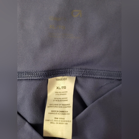 NEW- Gap Fit Women Leggings, Size XL (32) - Picture 3 of 4
